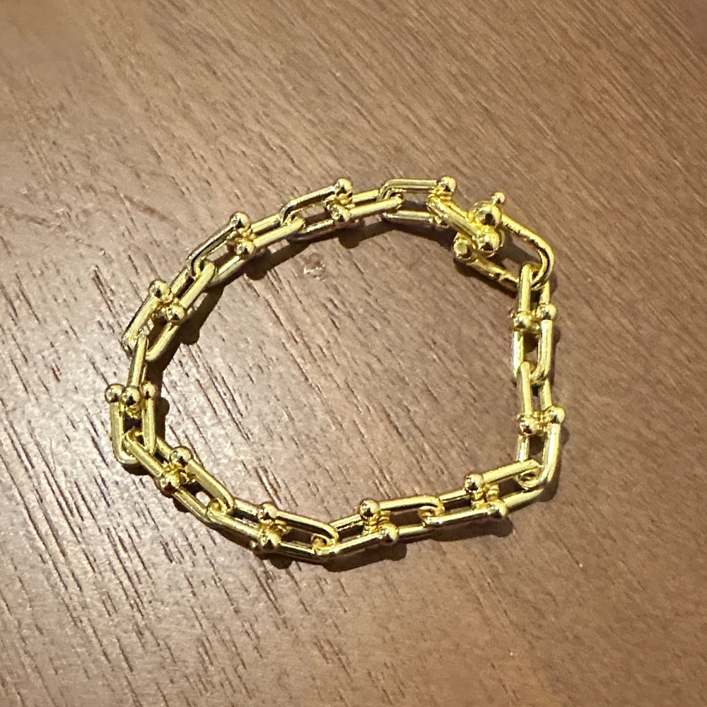 Gold Chain Link Bracelet - Elegant Women’s Bracelet